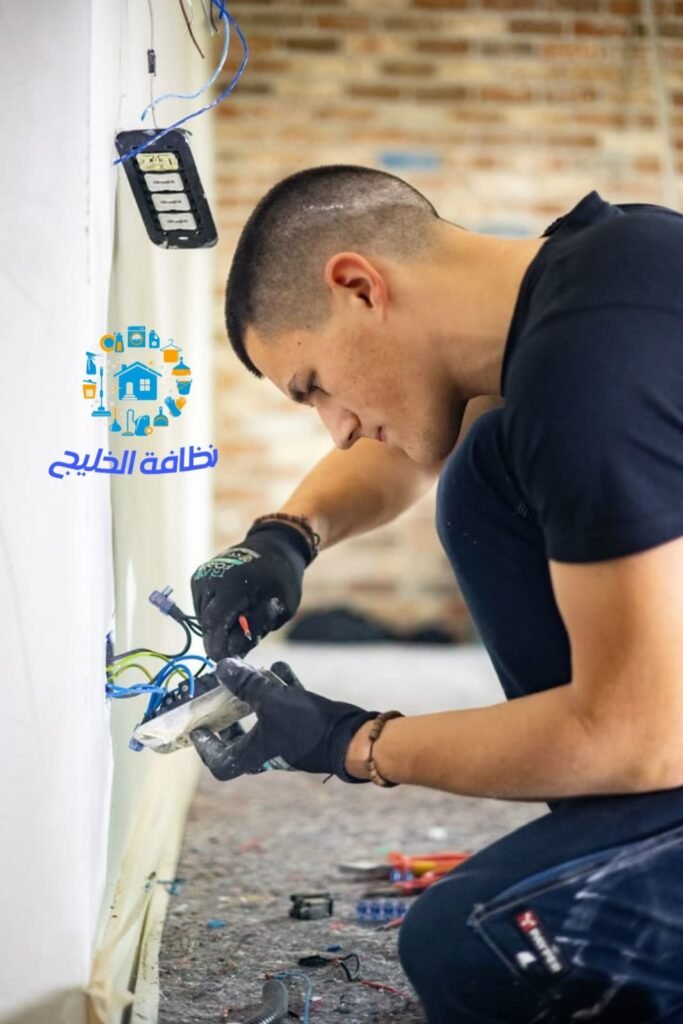 فني كهربائي بالمدينة المنورة