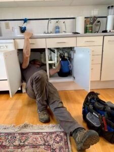 معلم سباك بالطائف